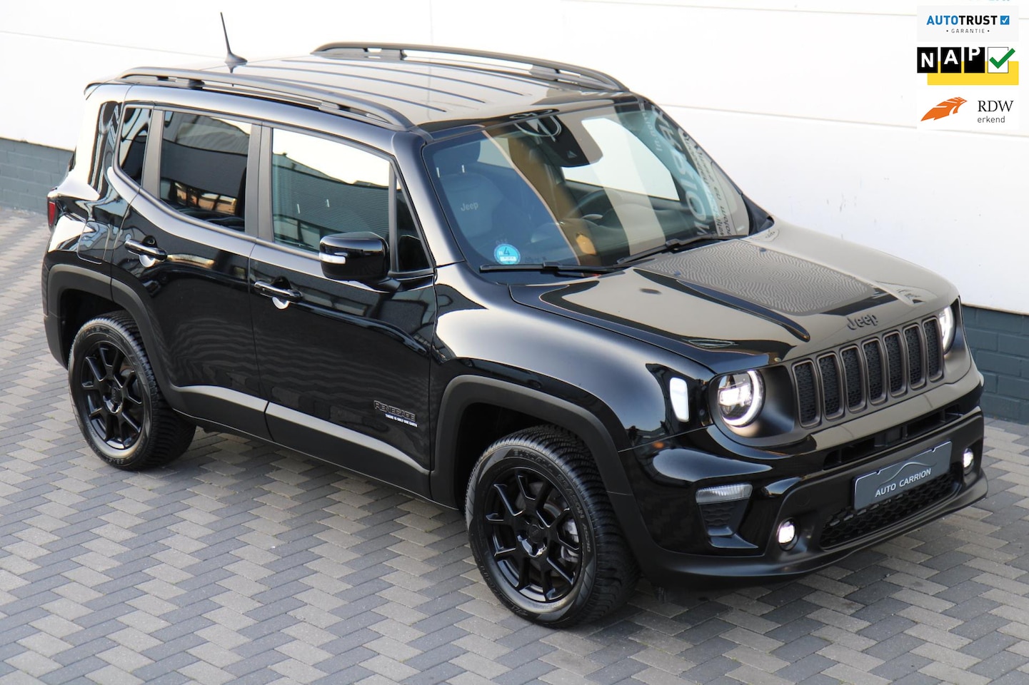 Jeep Renegade - 4xe 240 Plug-in Hybrid Electric Carplay BTW !! - AutoWereld.nl