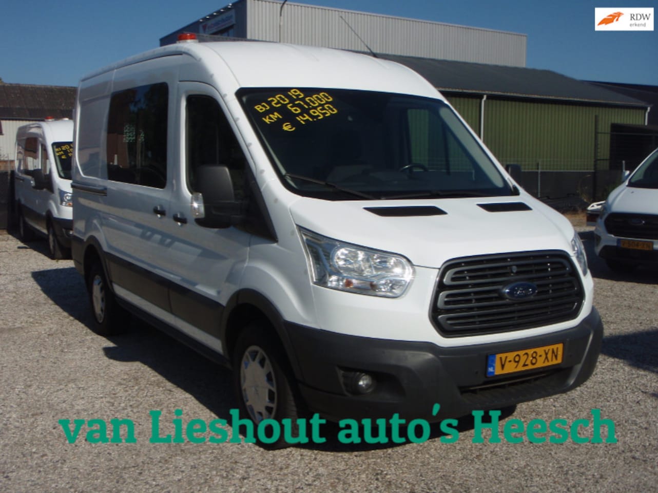 Ford Transit - 350 L L2 zeer lage kilometerstand 67170 Trend bj 19 - AutoWereld.nl