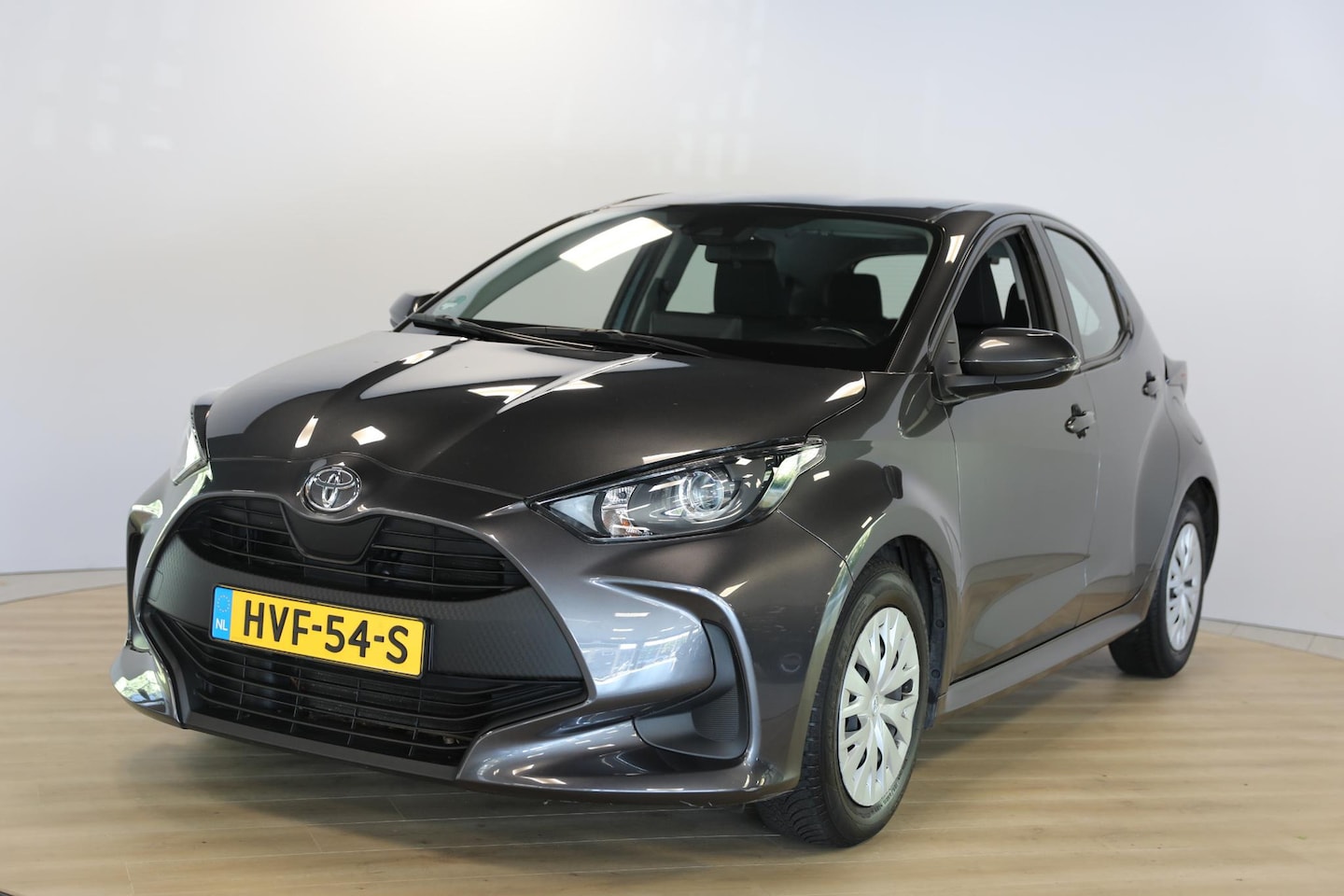 Toyota Yaris - 1.0 VVT-i Active | Cruise Adaptief | Apple Carplay - AutoWereld.nl