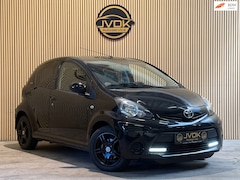 Toyota Aygo - Black Edition 2012 – LAGE KM/AIRCO/TOPSTAAT/CARPLAY MOGELIJK