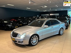 Mercedes-Benz E-klasse - 220 CDI Avantgarde|SPORT PAKKET|NAP|TREKHAAK|XENON|LEDER