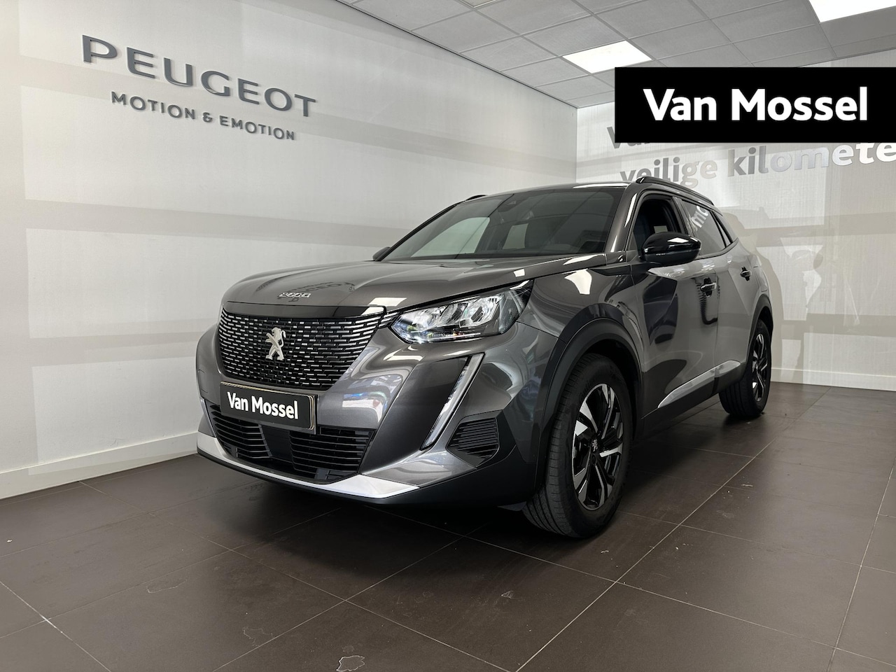 Peugeot 2008 - 1.2 PureTech Allure | Navigatie | Camera | Apple Carplay/Android Auto | Trakhaak | 16k KM! - AutoWereld.nl