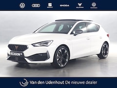 CUPRA Leon - 1.4 TSI eHybrid 204pk PHEV Adrenaline / Panoramadak / Navigatie / Stoelverwarming