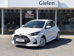 Toyota Yaris - 1.5 Hybrid Active Plus | Stoelverwarming, Navigatie, Apple CarPlay/Android auto, Licht + R