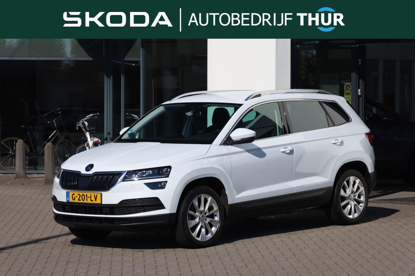 Skoda Karoq - 1.5 TSI ACT Style Business 18" LMV Privacy glas chroom pakket LED koplampen stoelverwarmin - AutoWereld.nl