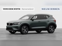 Volvo XC40 - 2.0 B4 Business Edition / Nieuw op voorraad / Harman Kardon / Camera achter / Stuur + stoe