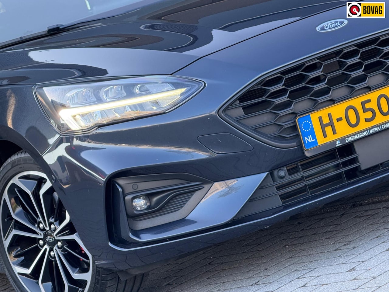 Ford Focus Wagon - 1.0 EcoBoost ST Line Bsns - Blue Panther - Carplay/B&O/Adapt Cruise - AutoWereld.nl