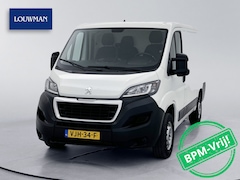 Peugeot Boxer - 330 2.2 BlueHDi 120 L1H1 Premium Navigatie Achteruitrijcamera Betimmering Cruise Control