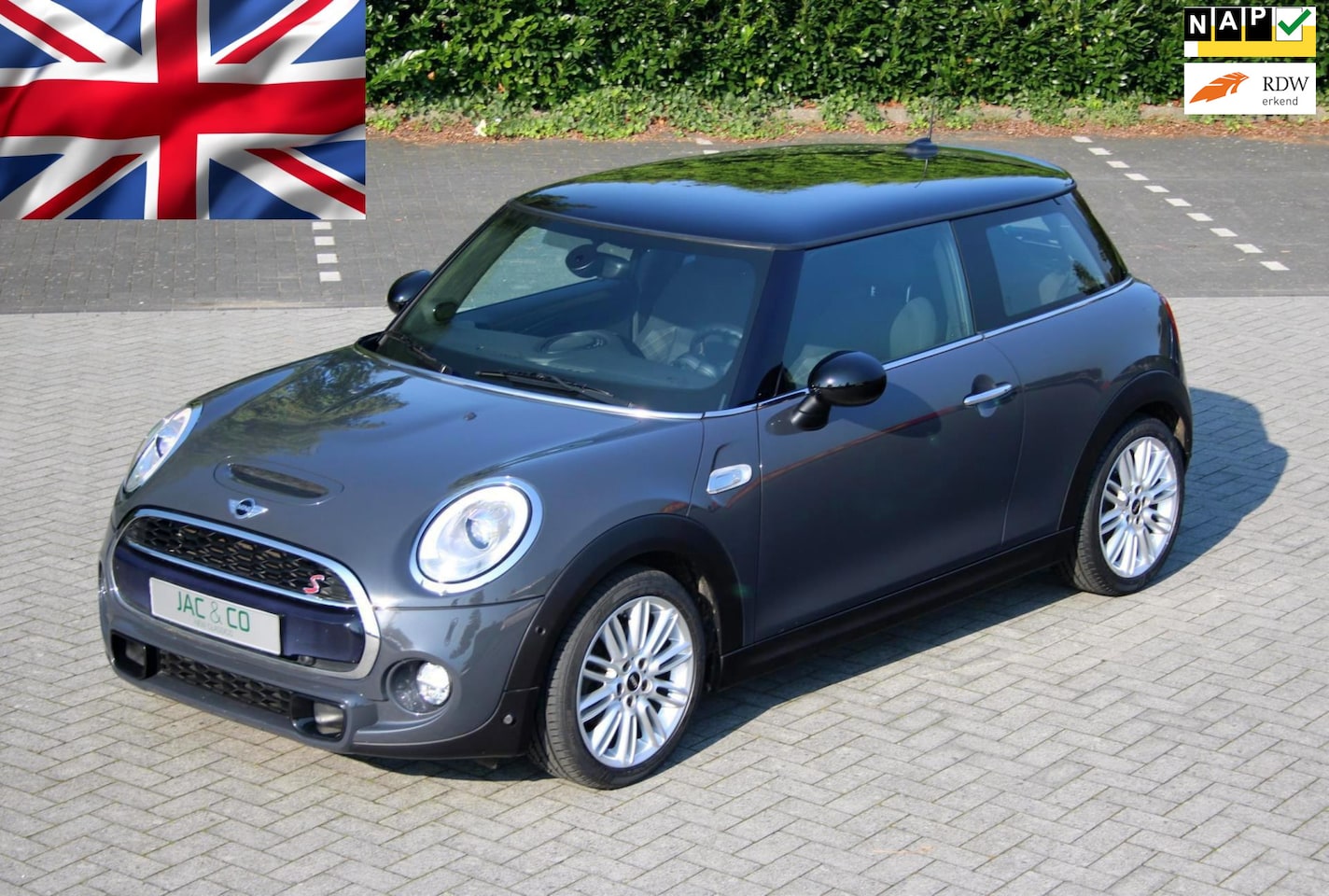 MINI Cooper S - 2.0 Chili Serious Business NL-NAP Automaat - AutoWereld.nl