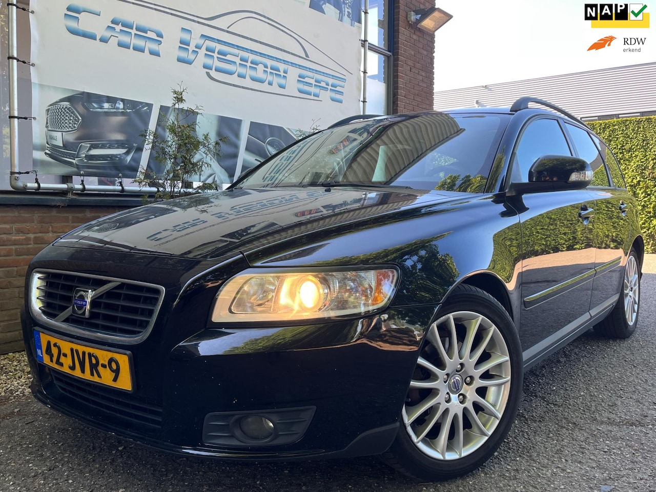 Volvo V50 - 1.8 Sport|Airco|Trekhaak|Handel/Export| - AutoWereld.nl