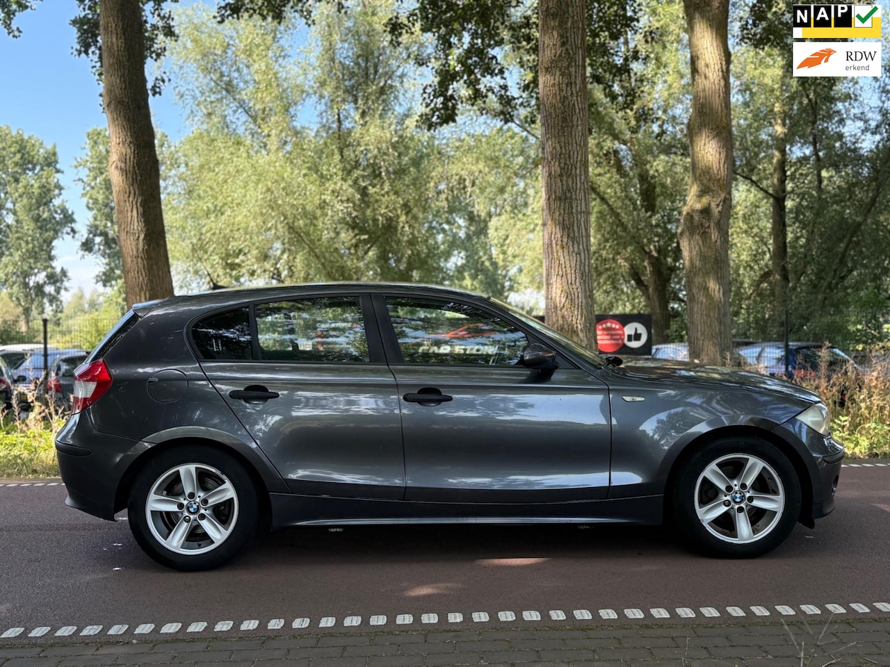 BMW 1-serie - 116i AIRCO!5DEURS!APK!KOOPJE! - AutoWereld.nl