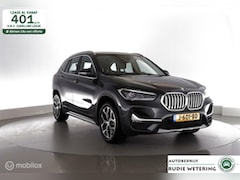 BMW X1 - sDrive20i 192PK VDL Nedcar Edition led|leer|hud|cam|dab|lmv18