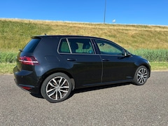 Volkswagen Golf - 1.2 TSI Business Edition