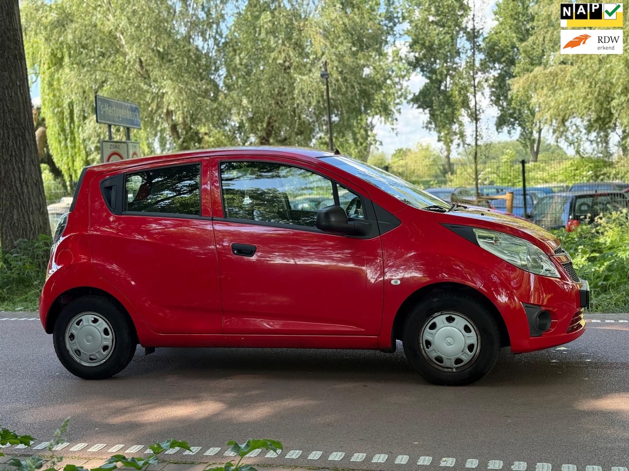 Chevrolet Spark - 1.0 16V L Streetwise APK!ZUINIG!KOOPJE! - AutoWereld.nl