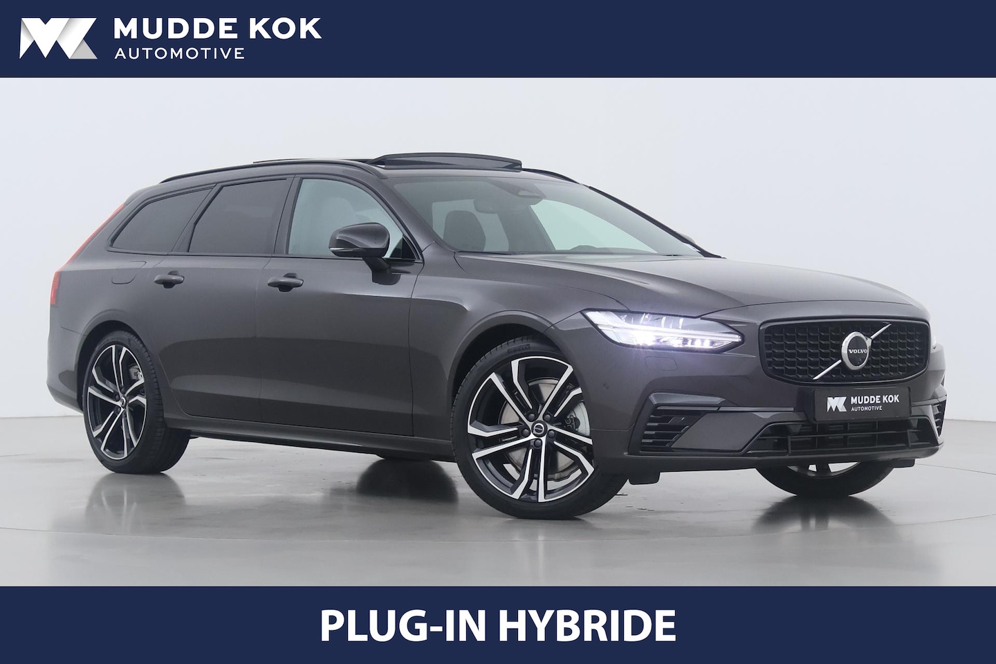 Volvo V90 - T6 Plug-in hybrid Ultra Dark | Bowers&Wilkins | Luchtvering Achter | Head-Up | ACC | Panor - AutoWereld.nl