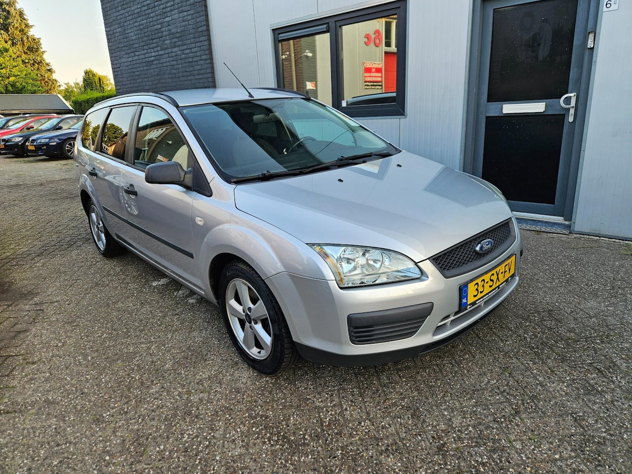 Ford Focus Wagon - 1.6-16V Champion /Airco/Cruise/Nieuwe APK - AutoWereld.nl