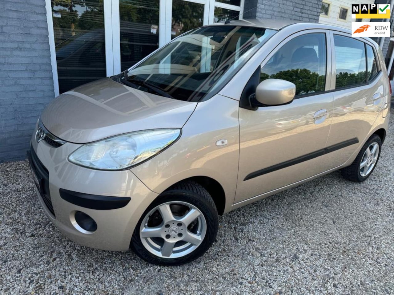 Hyundai i10 - 1.1 Automaat, Dynamic CooL met ORIGINELE KILOMETERS !!! - AutoWereld.nl