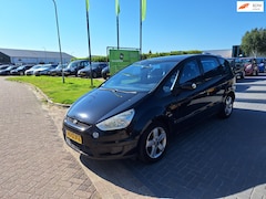 Ford S-Max - 2.0-16V / 7- persoons auto / APK oktober 2025