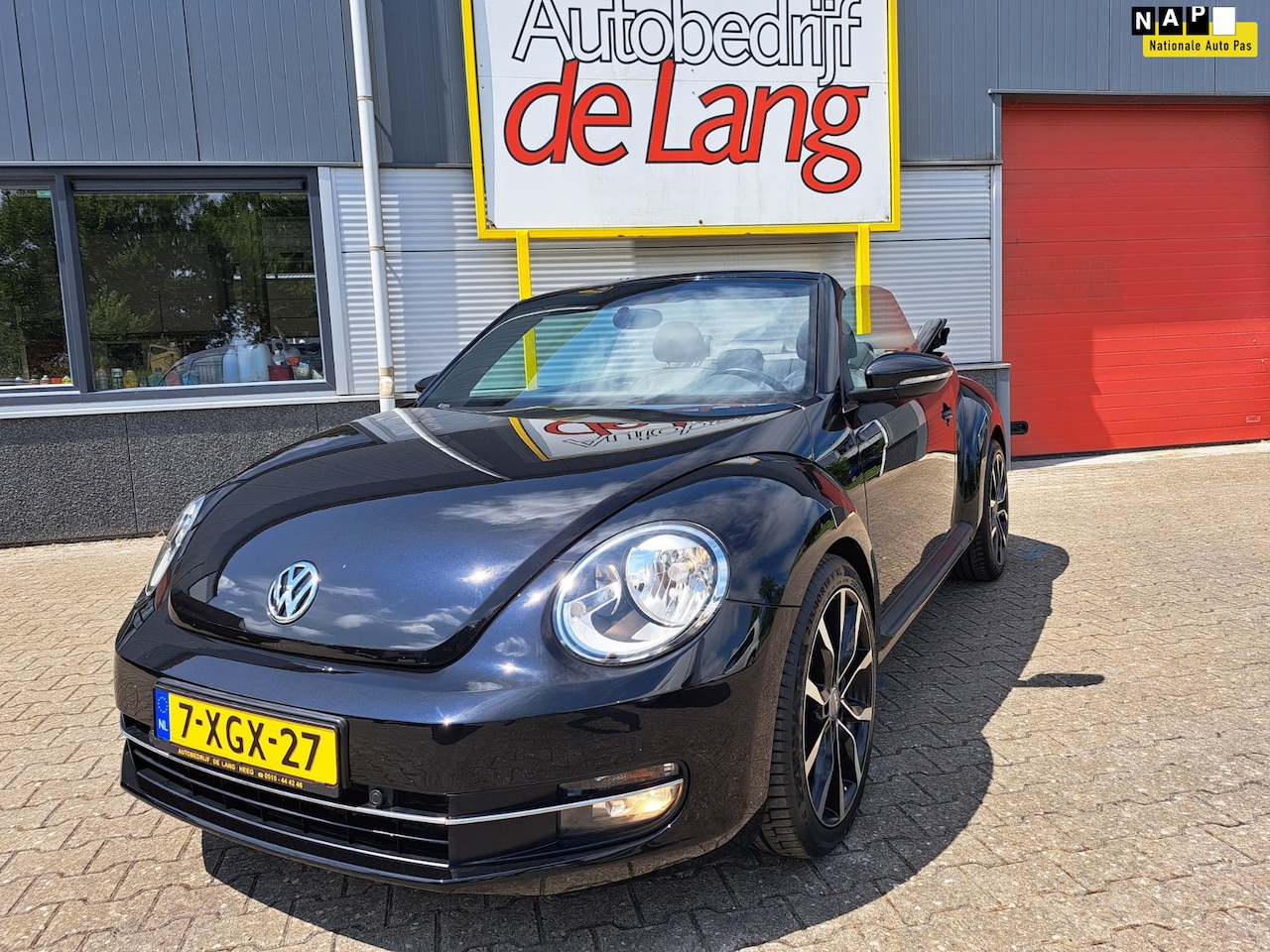 Volkswagen Beetle Cabriolet - 1.2 TSI Design BlueMotion prachtig!weinig km!19 inch velgen! - AutoWereld.nl