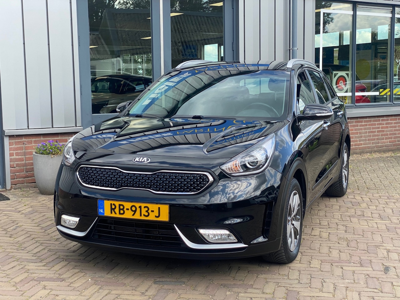 Kia Niro - 1.6 GDi Hybrid ExecutiveLine 1.6 GDi Hybrid ExecutiveLine - AutoWereld.nl