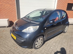 Peugeot 107 - 1.0-12V XR Handel/Export