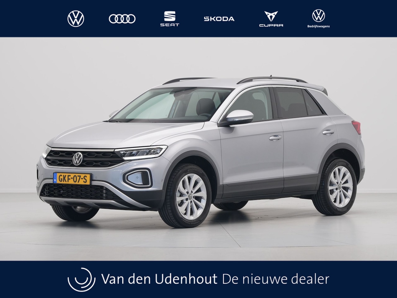 Volkswagen T-Roc - 1.5 TSI 150pk DSG Life Edition Camera Carplay Keyless Clima - AutoWereld.nl