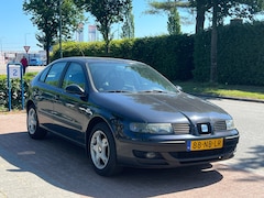 SEAT Leon - 1.6 Sport *APK 03-2026 | Vaste Prijs