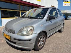 Toyota Yaris - 1.3-16V VVT-i Sol AIRCO