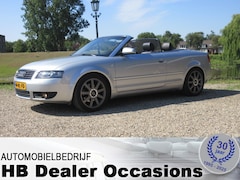 Audi A4 Cabriolet - 3.0 V6 Exclusive - Airco - Leer - Navigatie