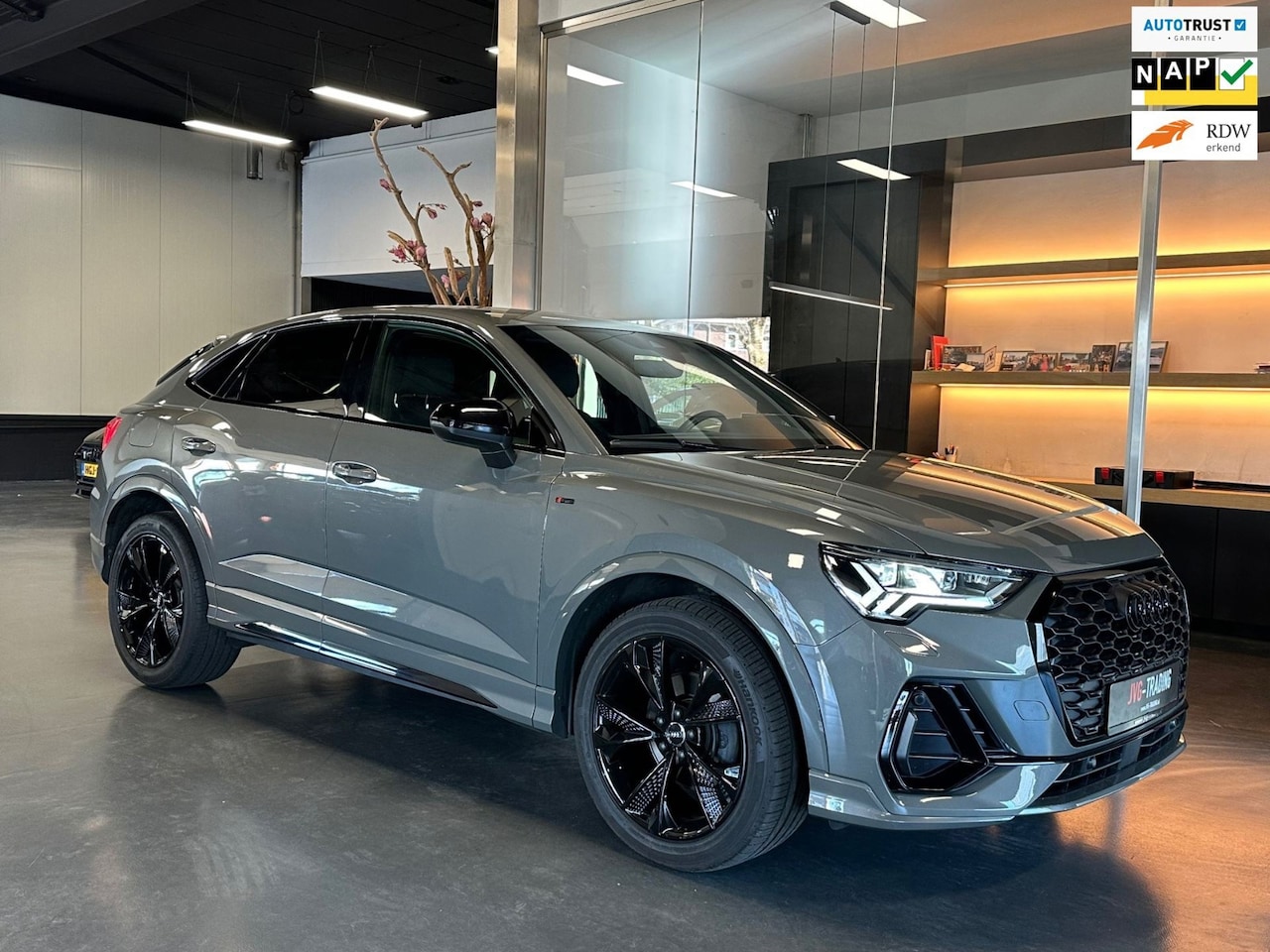 Audi Q3 Sportback - 35 TFSI S line 20Inch 1e Eig. ChronosGrey - AutoWereld.nl
