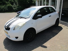 Toyota Yaris - 1.0 VVTi