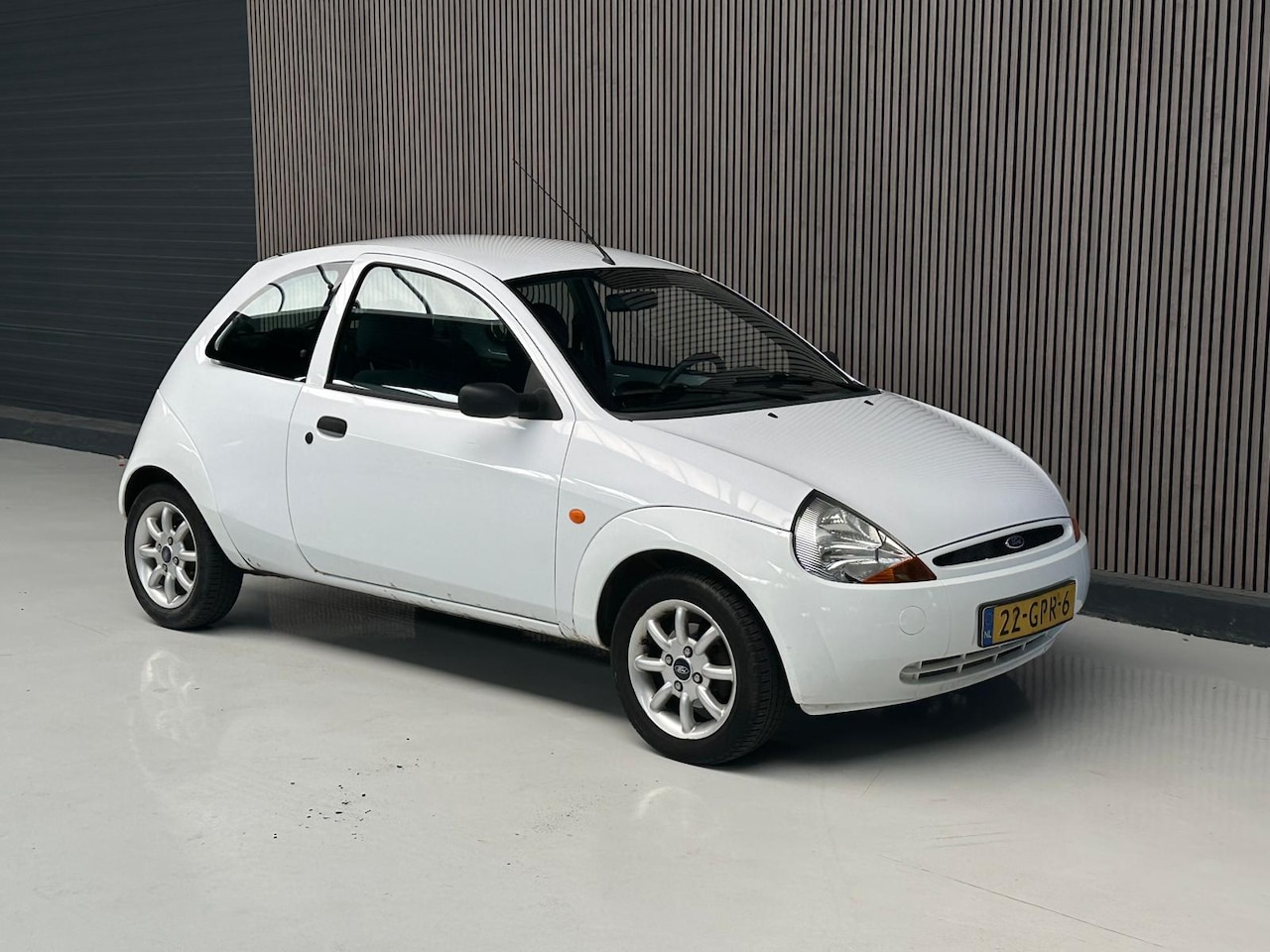 Ford Ka - 1.3 Cool & Sound Airco | Elektrische Ramen - AutoWereld.nl