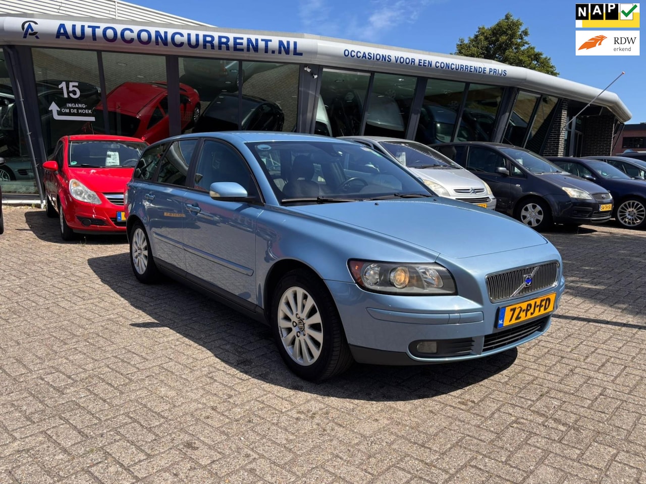Volvo V50 - 1.8 Elite 1.8 Elite, Trekhaak, Winterset, Inruil mogelijk. - AutoWereld.nl