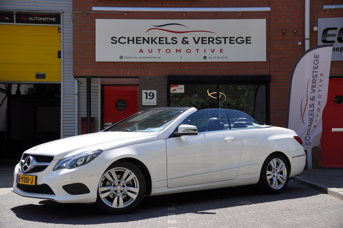 Mercedes-Benz E-klasse Cabrio - 200 Prestige / AMG / Airscarf / Dealer Service / Stoelverwarming / - AutoWereld.nl