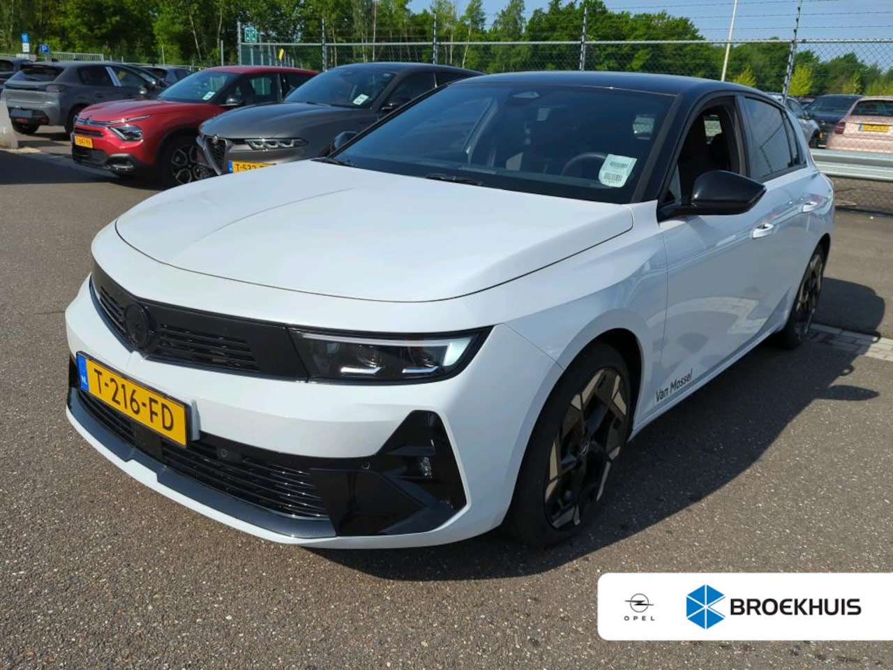 Opel Astra - 1.6 Turbo Plug In Hybrid GSe Verwacht !! | Navigatie | Sportstoelen | Elektr. Stoelen | St - AutoWereld.nl