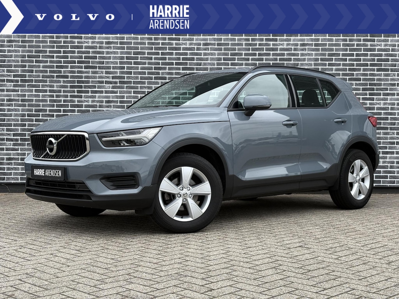 Volvo XC40 - 1.5 T2 Momentum Core | Parkeersensoren V+A | Parkeercamera | Apple carplay | Stoel- en stu - AutoWereld.nl