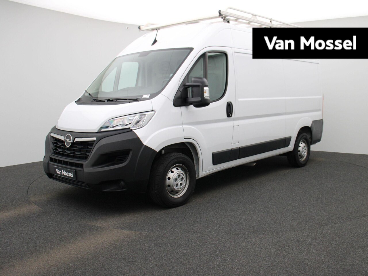 Opel Movano - 2.2D 140 L2H2 3.5t | Parkeersensoren | Achteruitrijcamera | Imperiaal | - AutoWereld.nl