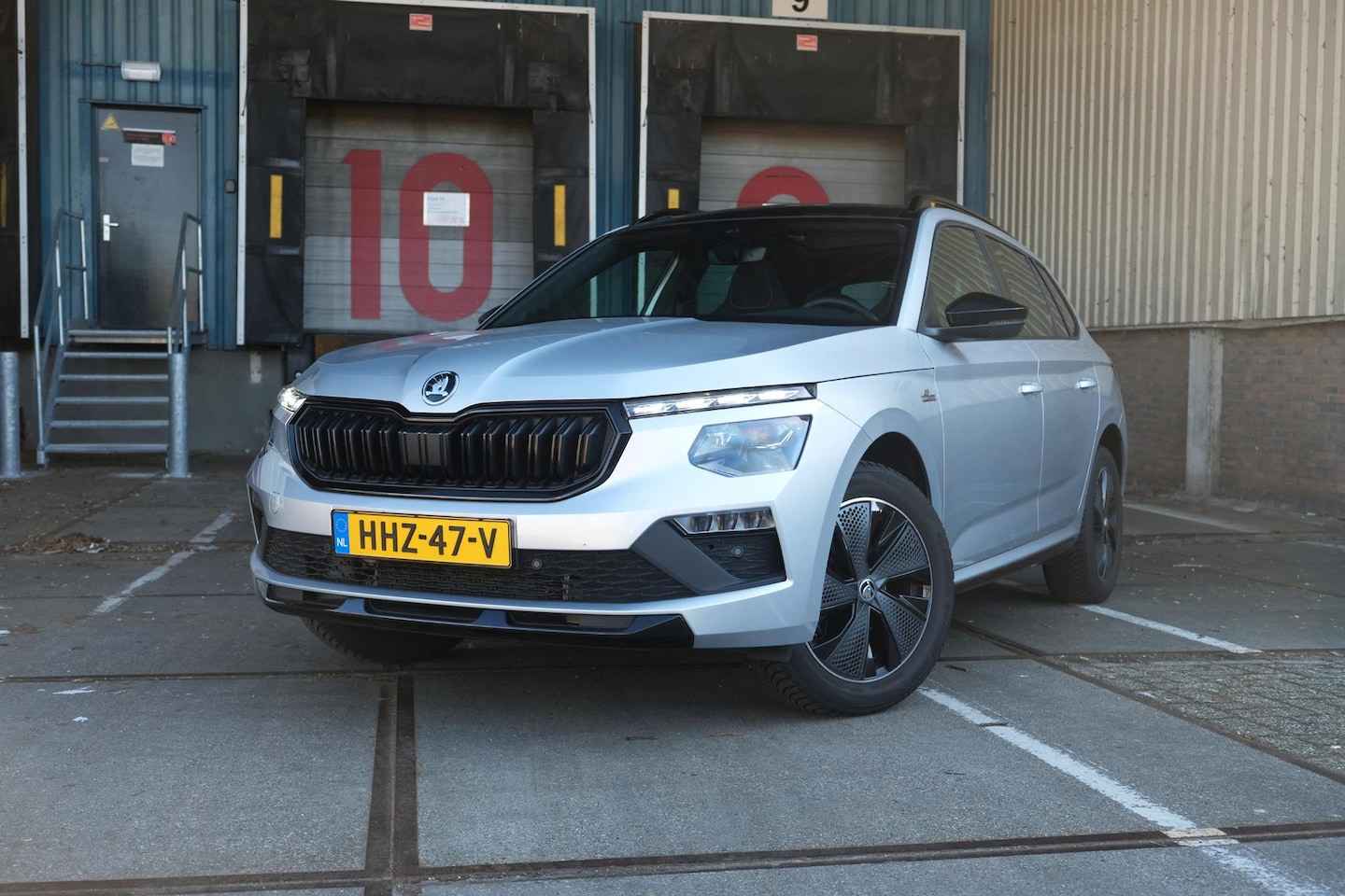 Skoda Kamiq - FL 1.0 TSI DSG Monte Carlo | PANO | DIGI DASH | STOEL, STUUR & VOORRUIT VERW. | ADAPTIVE C - AutoWereld.nl
