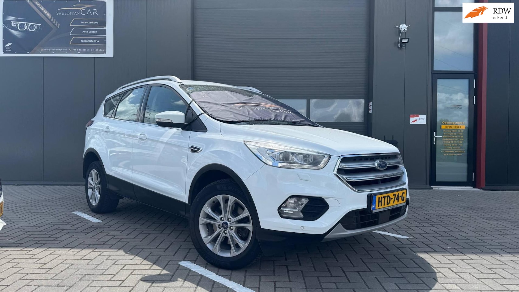 Ford Kuga - 1.5 EcoBoost ST-Line 1.5 EcoBoost ST Line - AutoWereld.nl