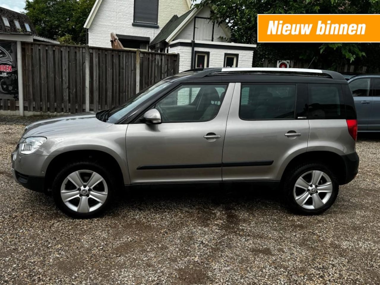 Skoda Yeti - 1.2 TSI ELEGANCE automaat ,pdc,trekhaak - AutoWereld.nl