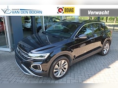 Volkswagen T-Roc - 1.5 TSI 150PK MOVE, Navi, Apple Carplay/ Android Auto, Clima, etc