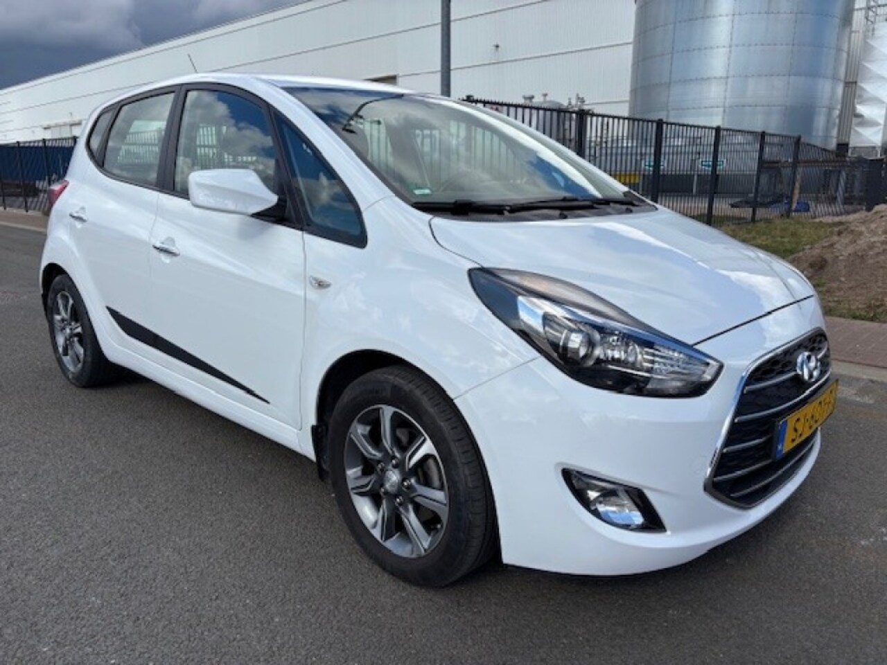 Hyundai ix20 - 1.6i i-Vision 1.6I  I Vision - AutoWereld.nl