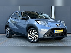 Toyota Aygo X - 1.0 VVT-i S-CVT Pulse Bi-Color / Stoelverwr. / Cruis / Camera / Carplay