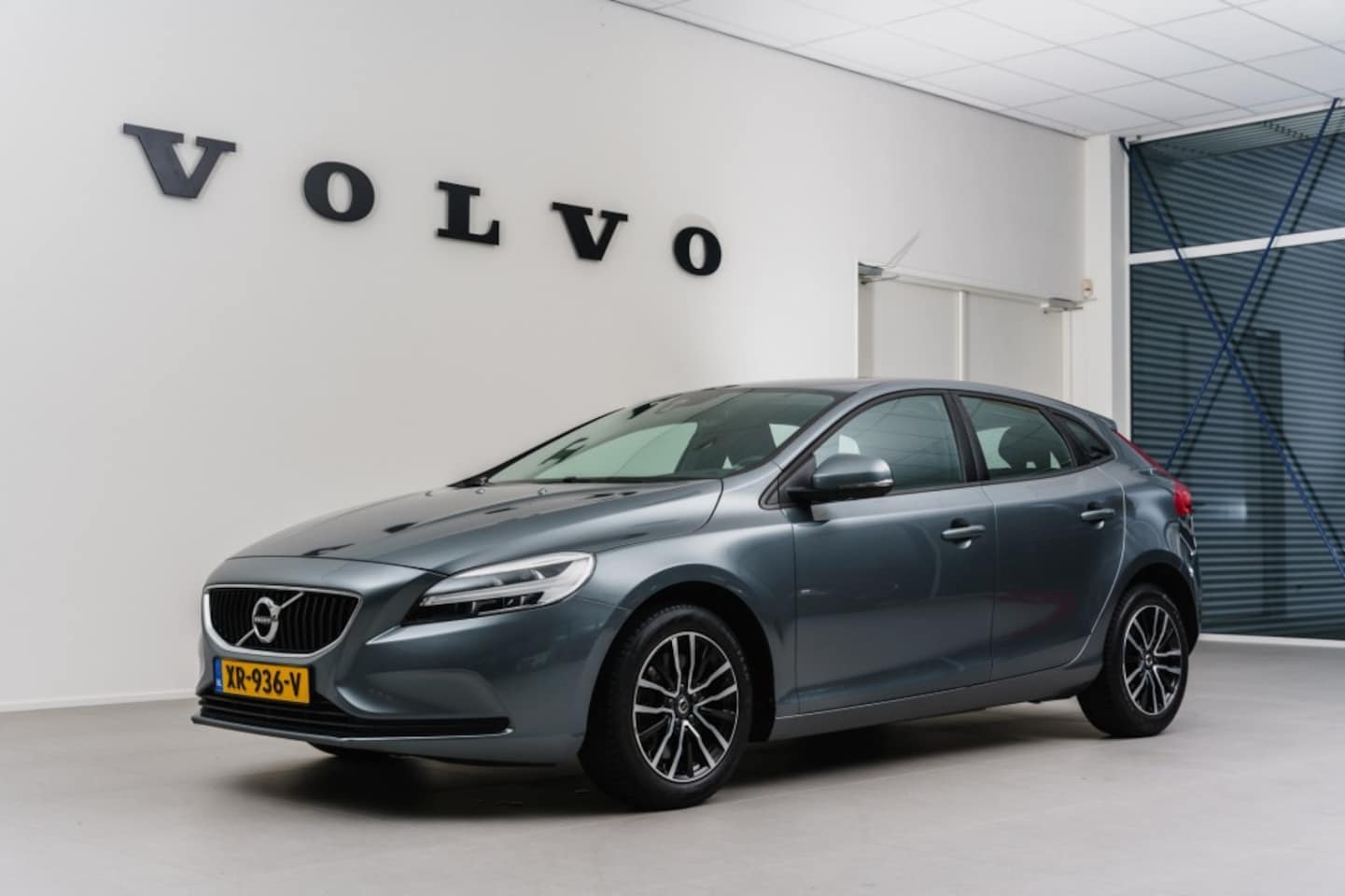 Volvo V40 - T2 Geartronic Polar - AutoWereld.nl