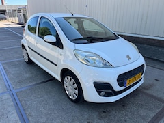 Peugeot 107 - 1.0 Active airco nieuwe apk