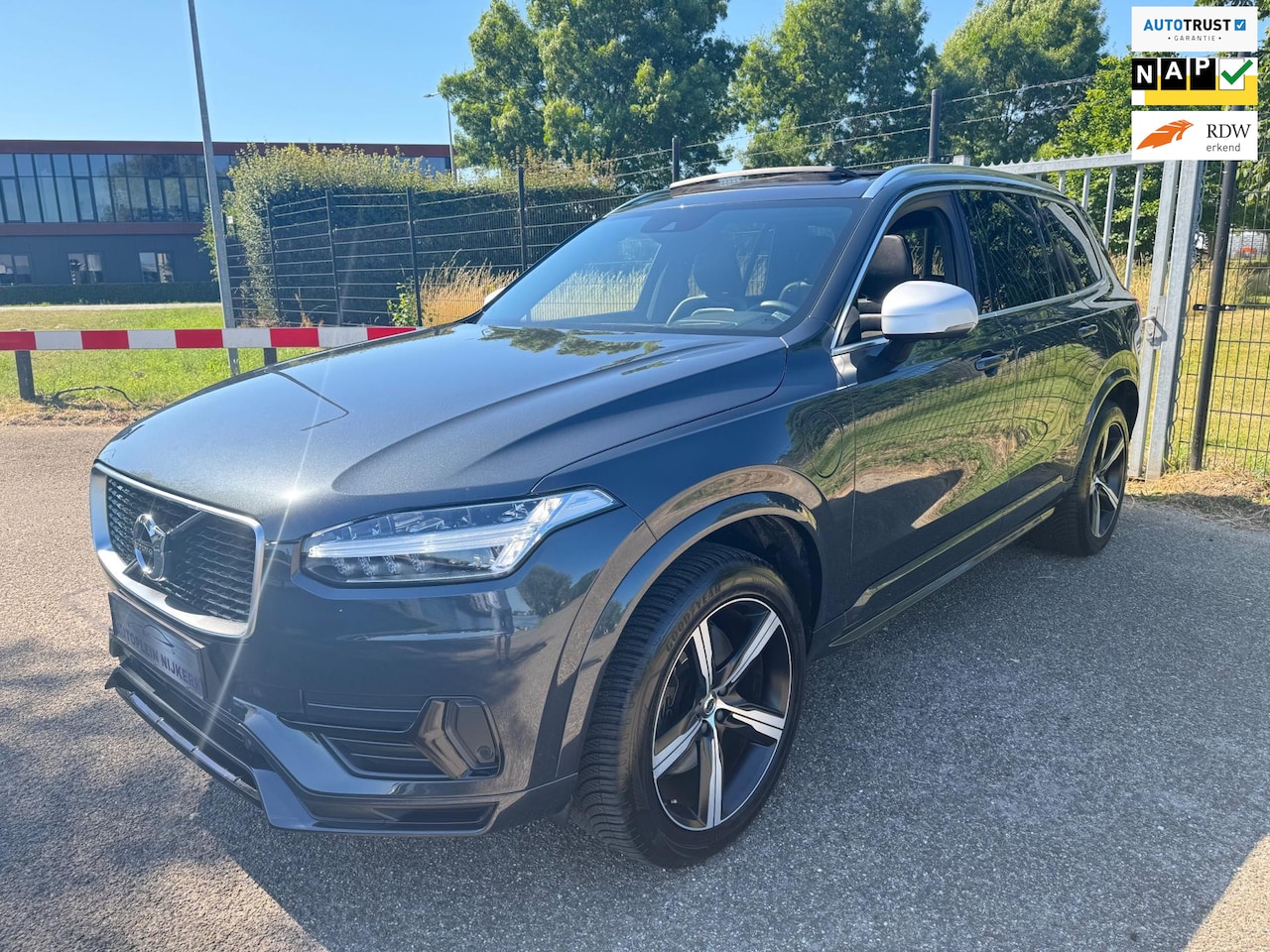Volvo XC90 - 2.0 T8 Twin Engine AWD R-Design Pano Camera Memory 7Pers - AutoWereld.nl