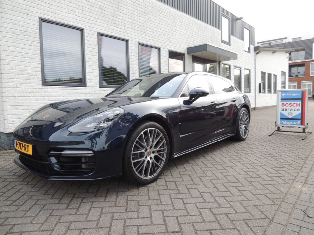 Porsche Panamera Sport Turismo - 462pk Massage,Stoel koeling,Achteras besturing Vol Vol - AutoWereld.nl