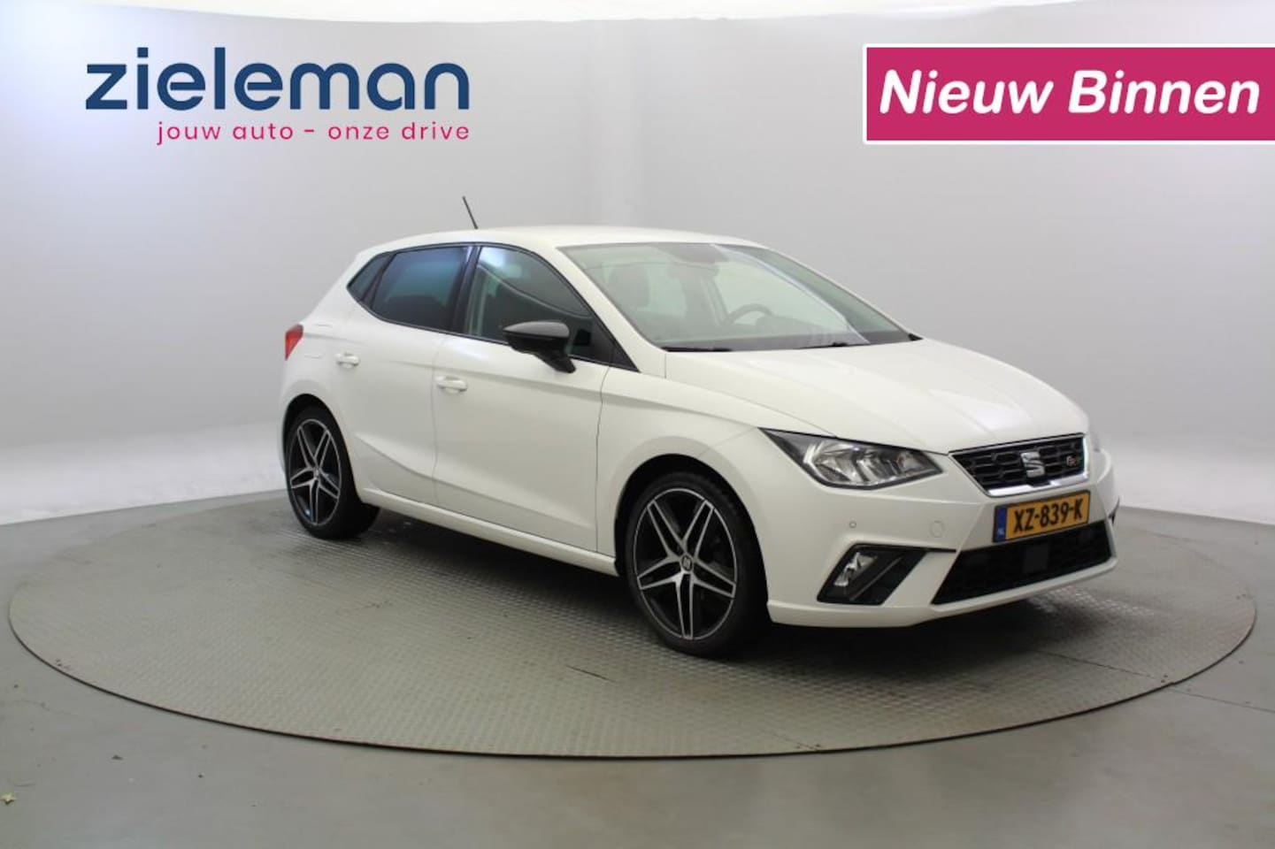 SEAT Ibiza - 1.0 TSI FR Business Intense - Carplay, Camera, Half Leer, Stoelverw. - AutoWereld.nl