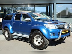 Toyota HiLux - 3.0 D-4D D.C. *ARCTIC TRUCKS* A/T 5 SITZ 4WD
