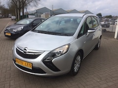 Opel Zafira Tourer - 2.0 TDCi 96KW 7-PERSOONS